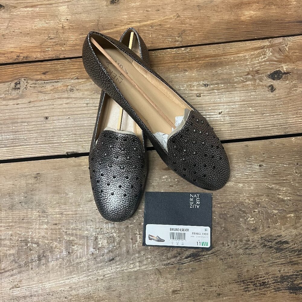 NWOT! Women's Naturalizer Emiline 4, Silver